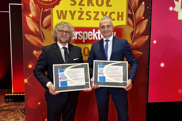 Dziekan Wydziału WRE oraz Dziekan WL na gali Perspektyw
